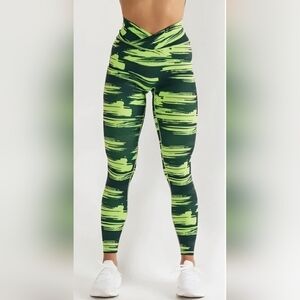Alphalete Surface Power Leggings In Voltage